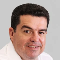 Dr. Rodrigo Domingues
